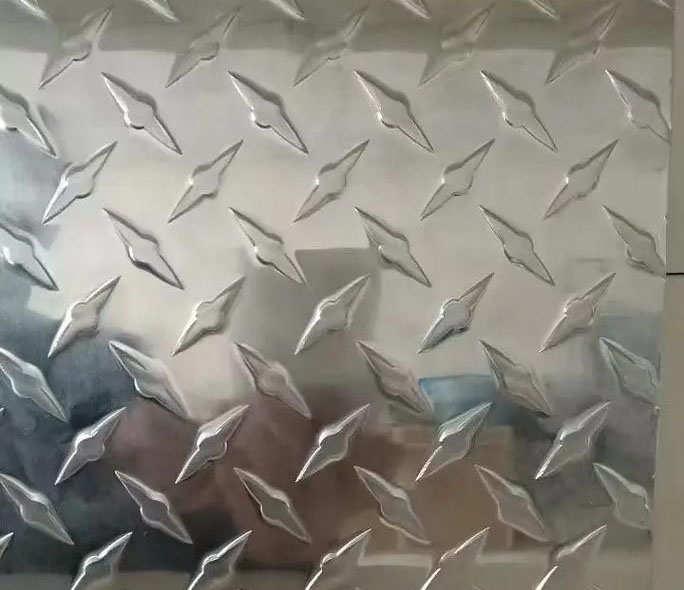 �Ͼ���������